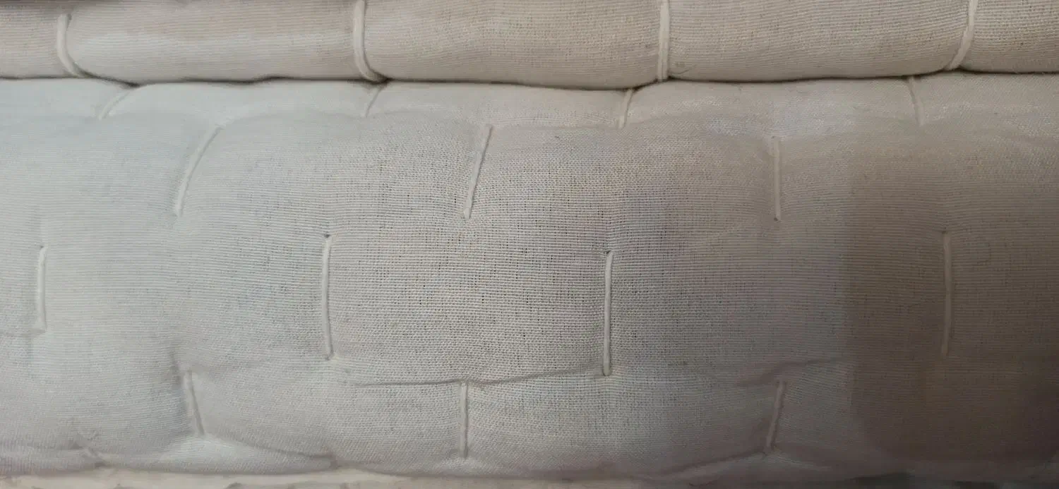 فروش لحاف|رختخواب، بالش، پتو|گرمی, |دیوار