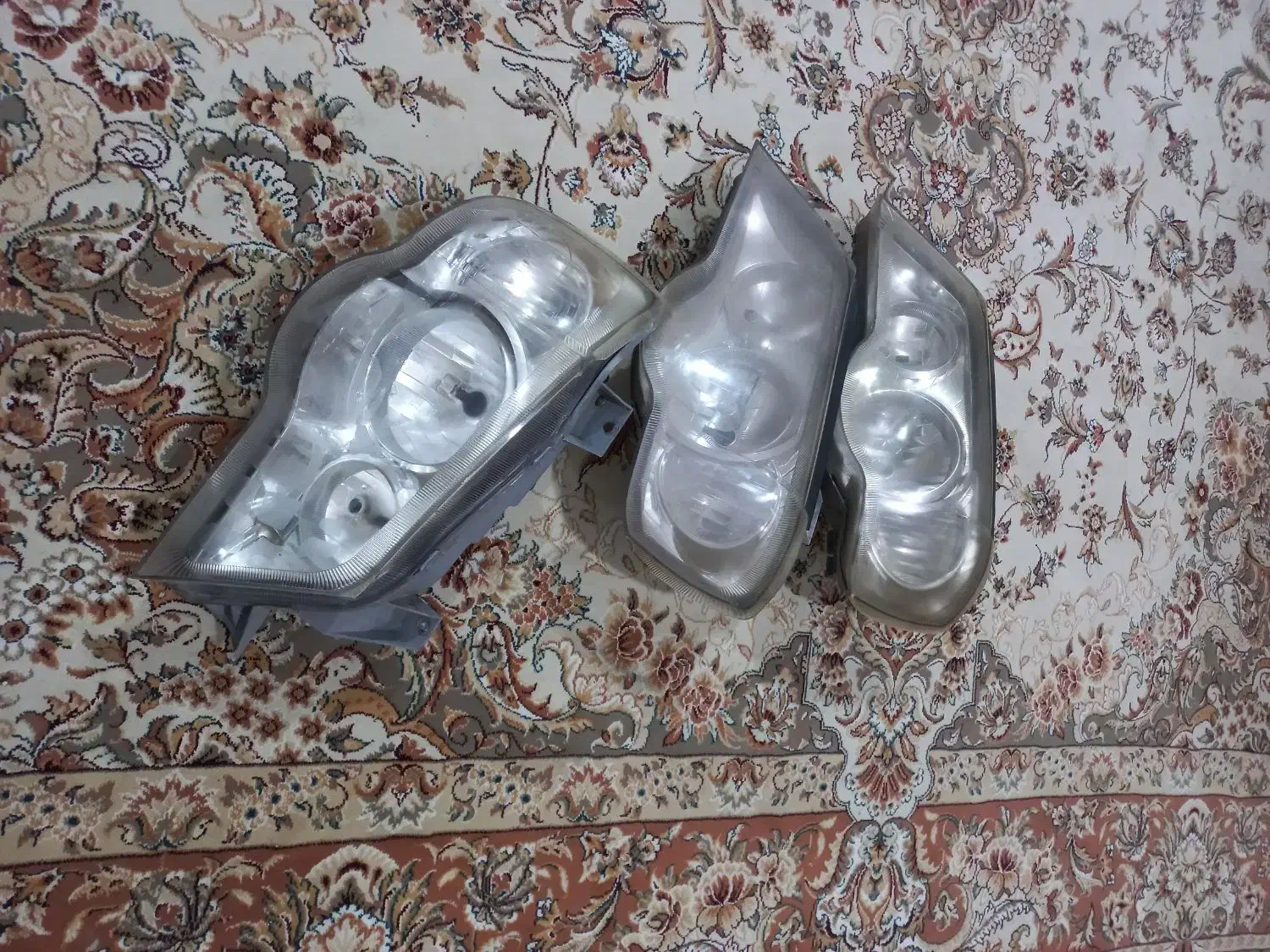 چراغ جلوپراید۱۱۱و۱۳۲ بوستر سمند وپژو کمک عقب تیبا|قطعات یدکی و لوازم جانبی|شیراز, گلشن|دیوار