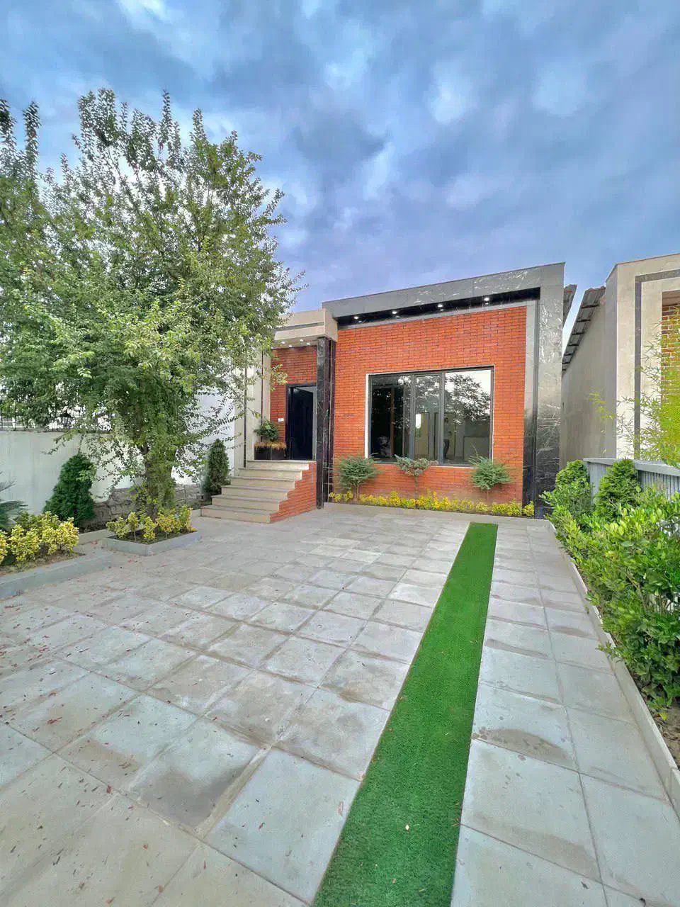 فقط۲/۸۰۰مدارک ملک کامل بافت۲۵۰م شهرکی بالادست جاده|فروش خانه و ویلا|آمل, |دیوار