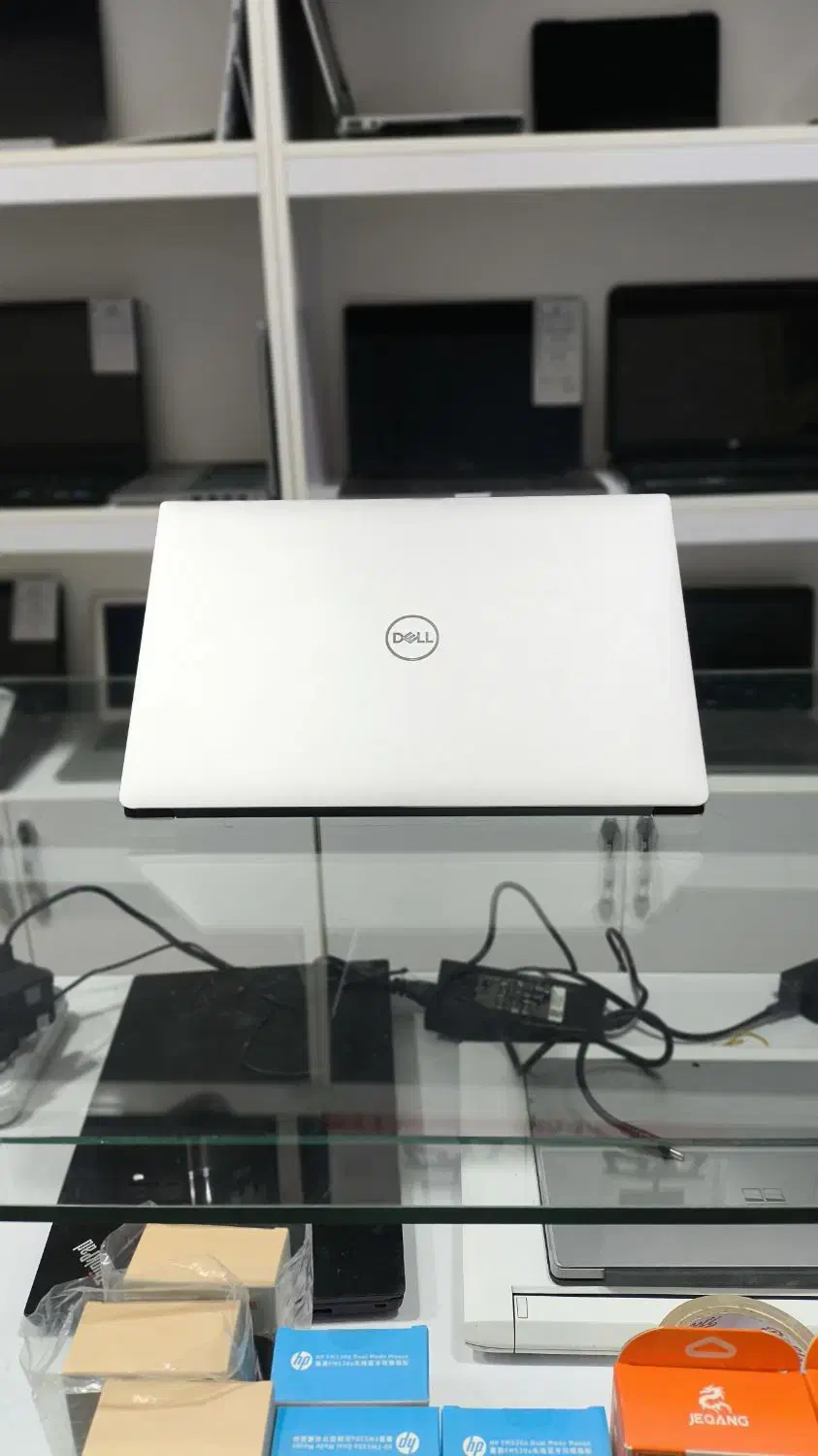 لپ تاپ آمریکایی شیک و باریک با گرافیک ۴ مجزا|رایانه همراه|پیرانشهر, |دیوار