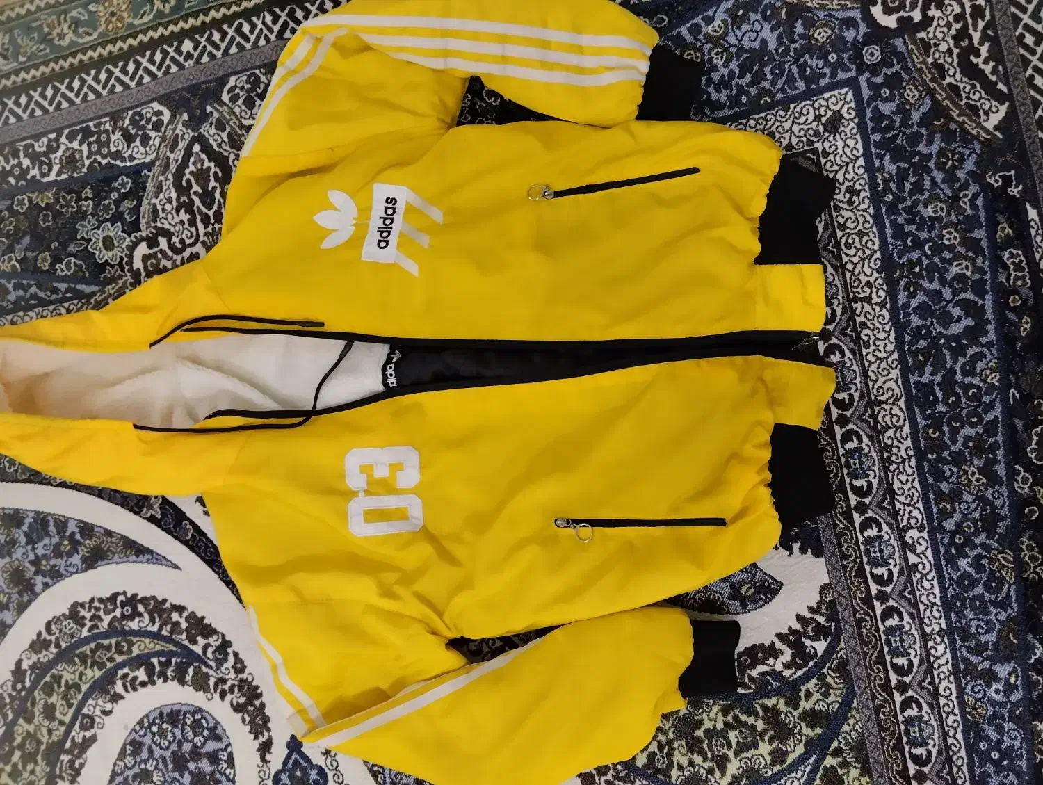 کاپشن|لباس|تربتحیدریه, دیزقند|دیوار