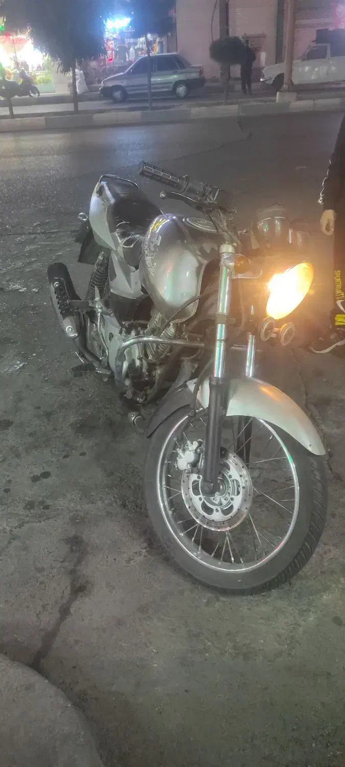 موتور پالس پولسار مدل ۸۳|موتورسیکلت|اندیشه, اندیشه فاز ۱|دیوار