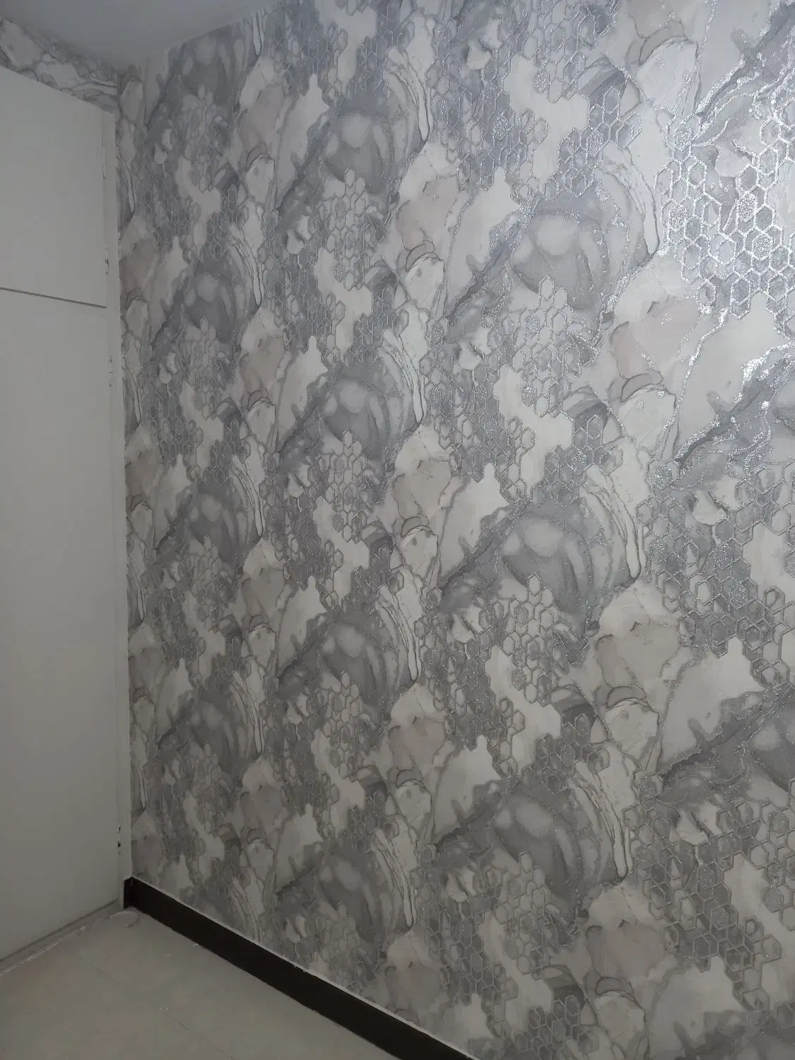 نصاب کاغذ دیواری نقاشی ساختمان|خدمات پیشه و مهارت|تهران, بهمن یار|دیوار