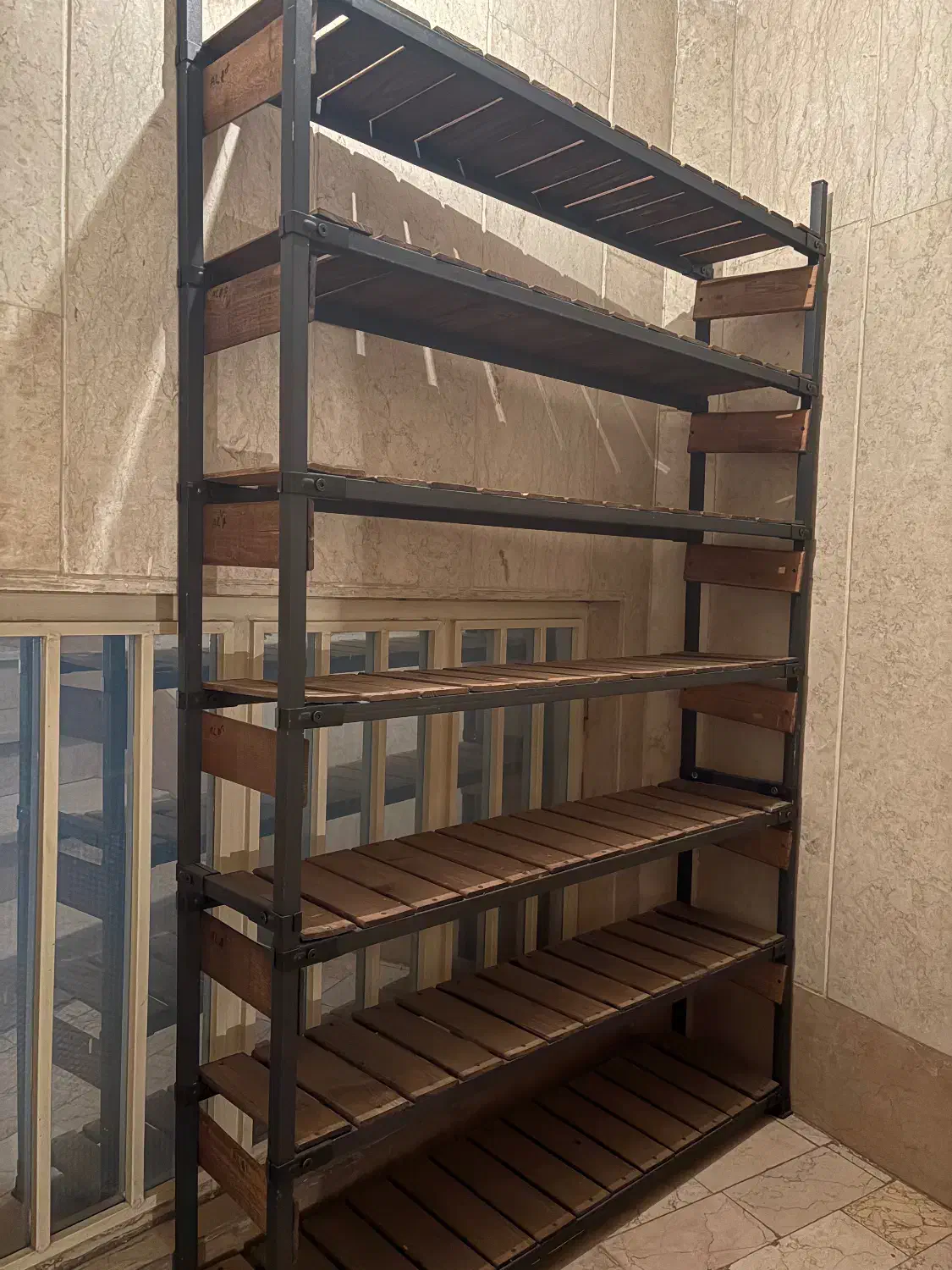 قفسه چوبی و فلزی|کتابخانه، شلف، قفسههای دیواری|تهران, نیکنام|دیوار