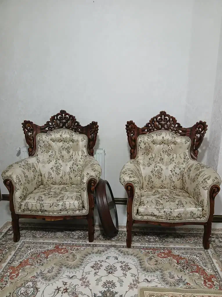 مبل ۷ نفره کاملا سالم بدون ذره ای ایراد.|مبلمان خانگی و میز عسلی|شریف‌آباد, |دیوار