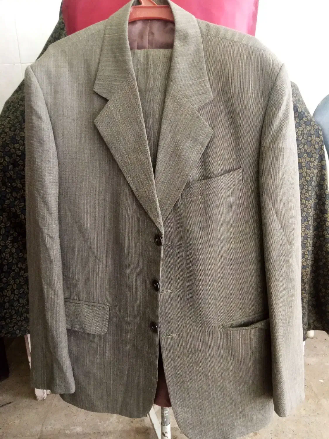 کت وشلوار مردانه درحد نو گاها نو فقط 250هزار تا400|لباس|محمدشهر, شهرک چمران|دیوار