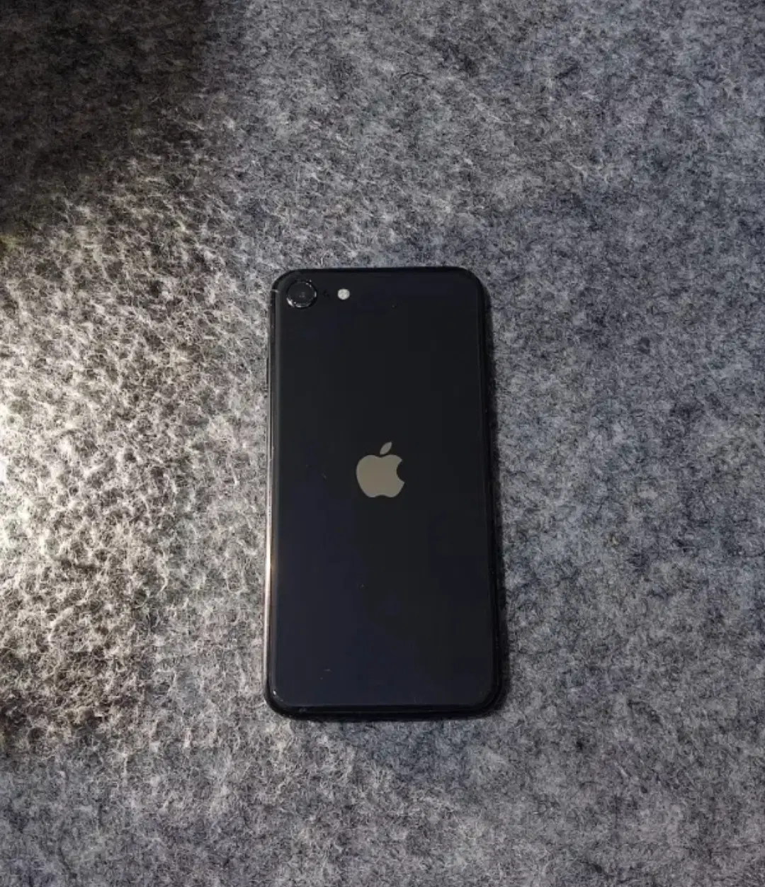 iphone se 2020|موبایل|جیرفت, |دیوار
