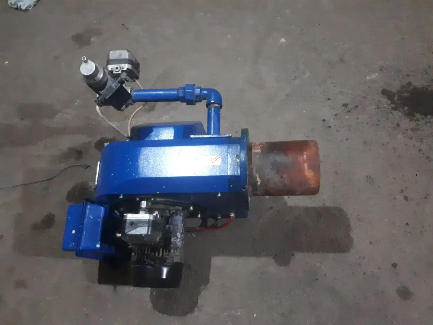 مشعل ۵تا۷ گازی ایران رادیاتور در حد نو نو|آبگرمکن، پکیج، شوفاژ|کرج, شهرک سهرابیه|دیوار