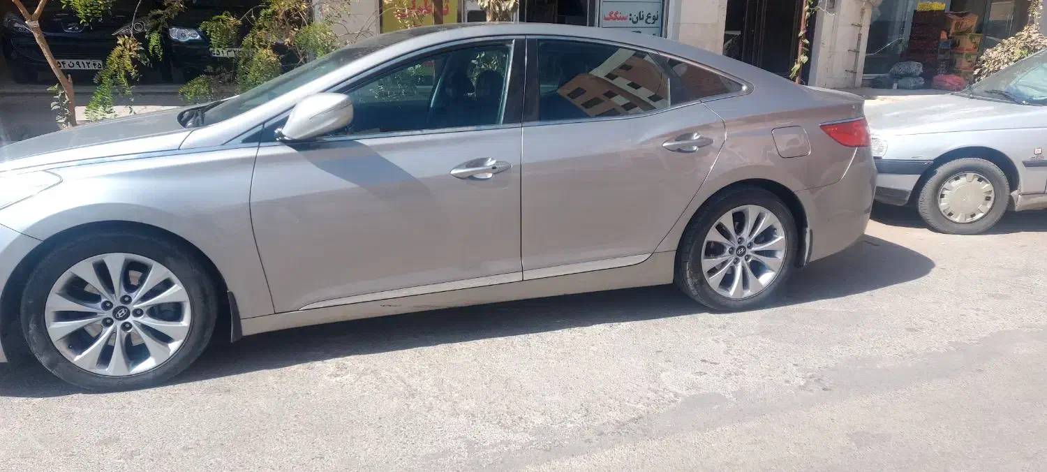 آزرا گرنجور ۲۰۱۲|خودرو سواری و وانت|کرمان, |دیوار