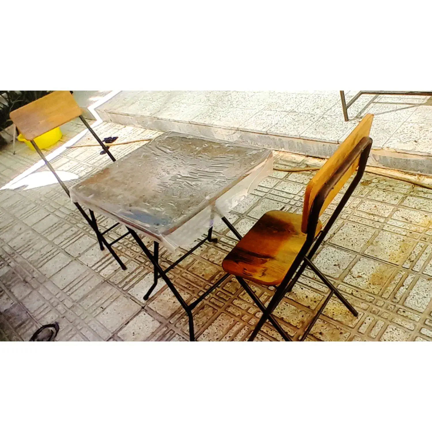 صندلی و میز|میز و صندلی غذاخوری|شیراز, فرگاز|دیوار