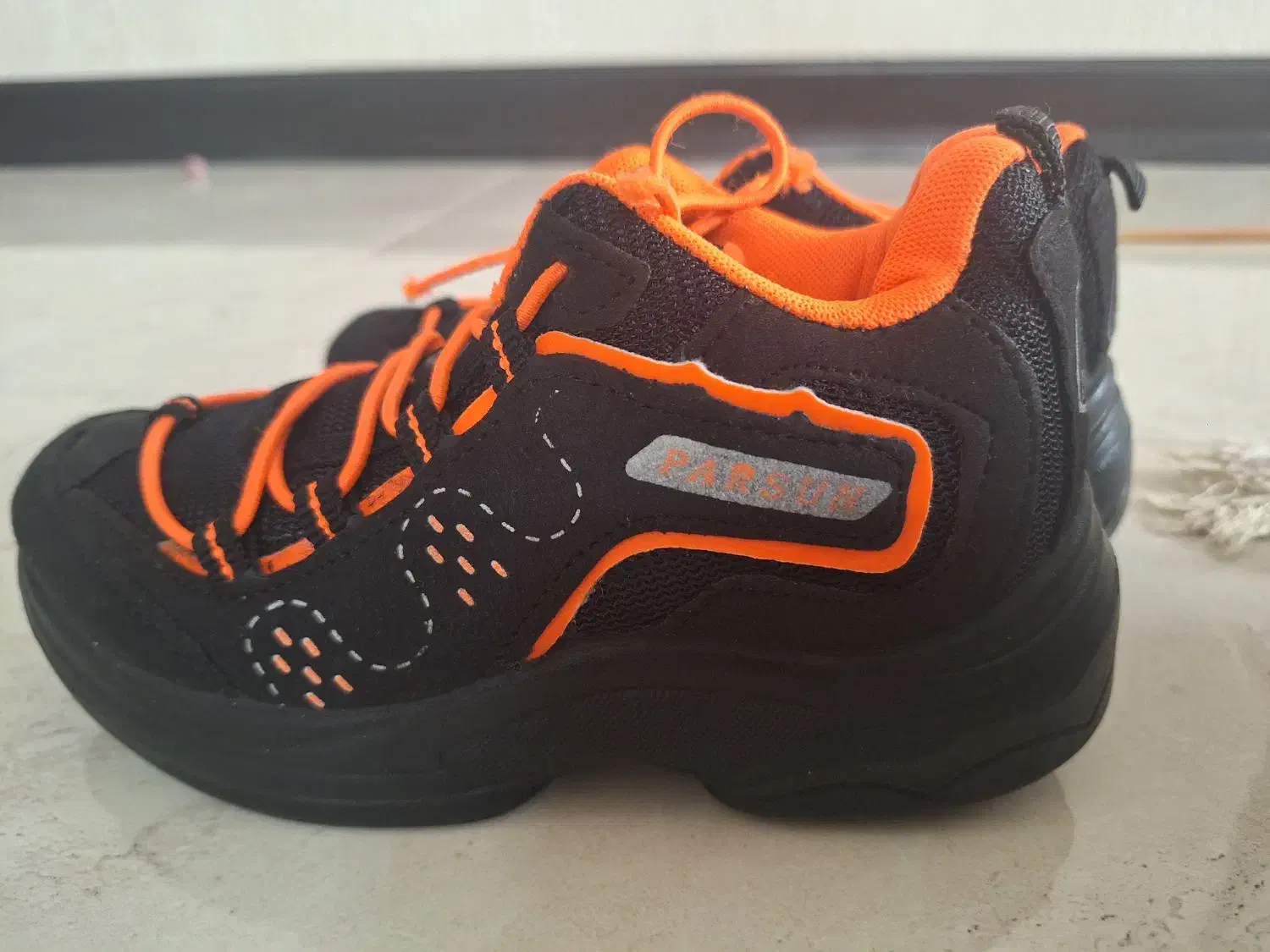 کفش اسپرت پسرانه|کیف، کفش، کمربند|شاهین‌شهر, سعدی جنوبی|دیوار