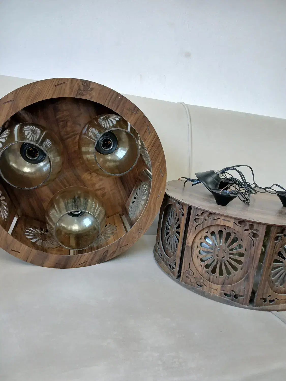 لوسترچوبی۳شاخه|لوستر و چراغ آویز|بندر انزلی, آذربایجان|دیوار