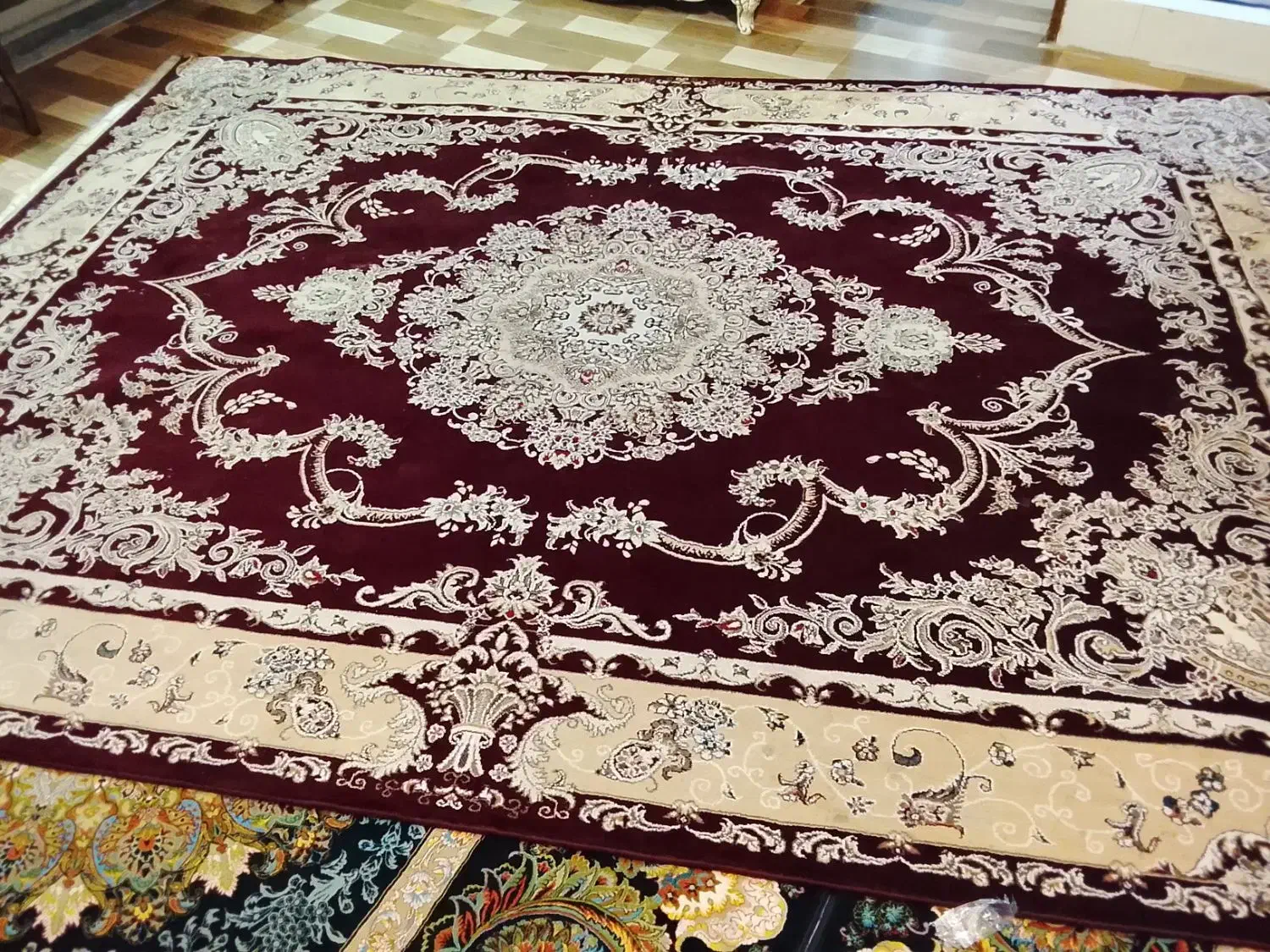 فرش|فرش|کرج, خرمدشت|دیوار