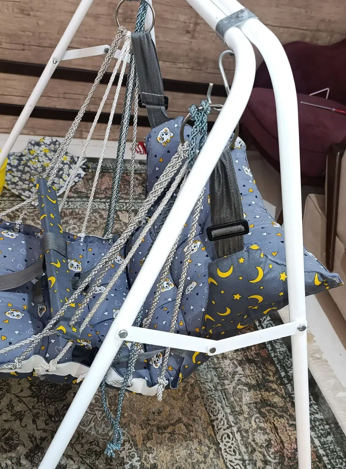 تاب ریلکسی کودک همراه با پایه فلزی|اسباب و اثاث بچه|بندر کنگان, |دیوار