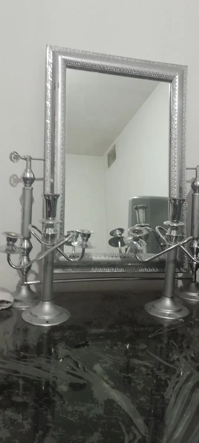 اینه و شمعدان|آینه|سبزوار, شرق کال میانی|دیوار