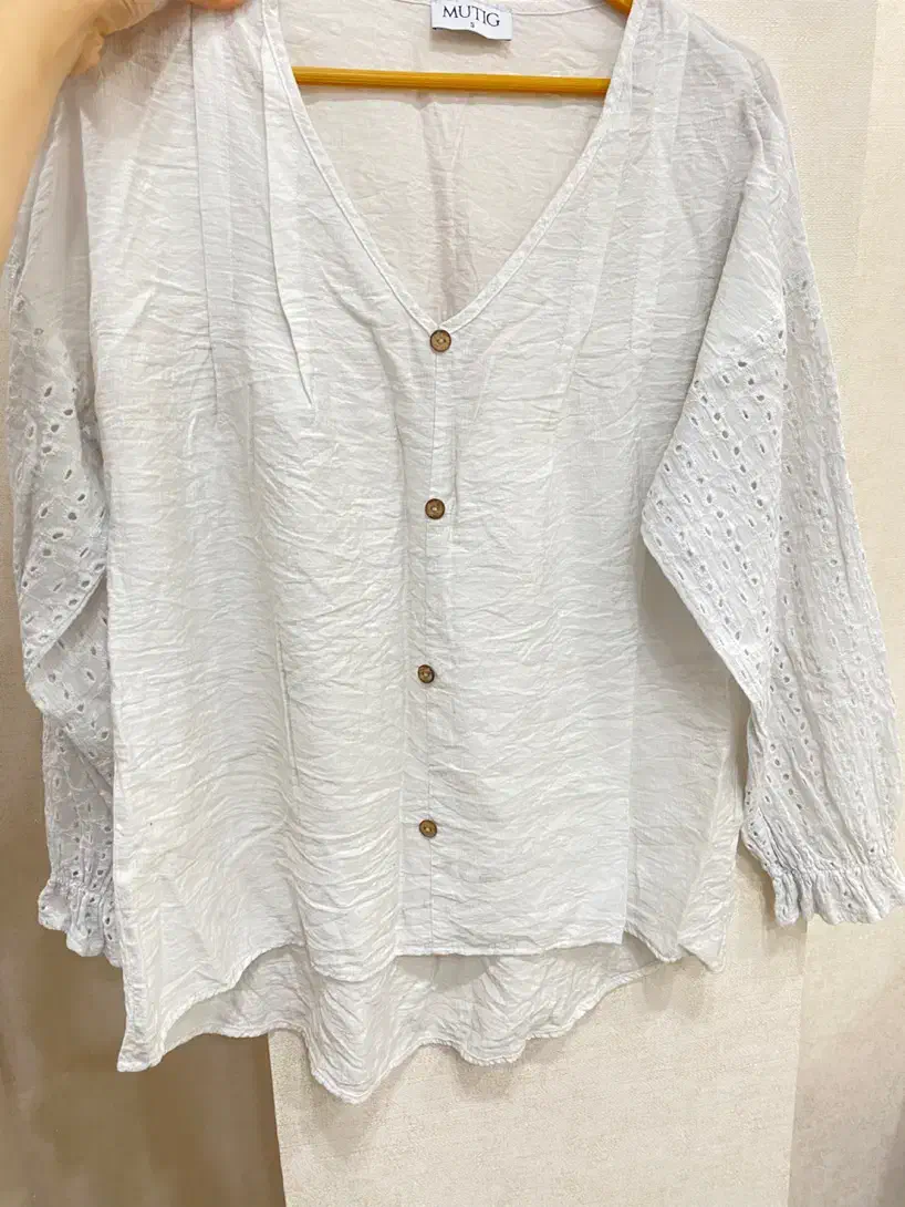 شومیز نو|لباس|رشت, لاکان شهر|دیوار