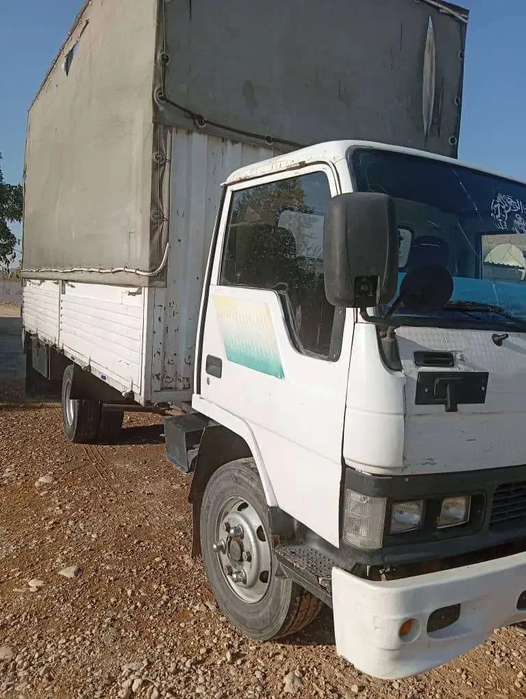 فروش یک دستگاه خاور هیوندا|خودرو سنگین|صدرا-فارس, فاز ۱|دیوار