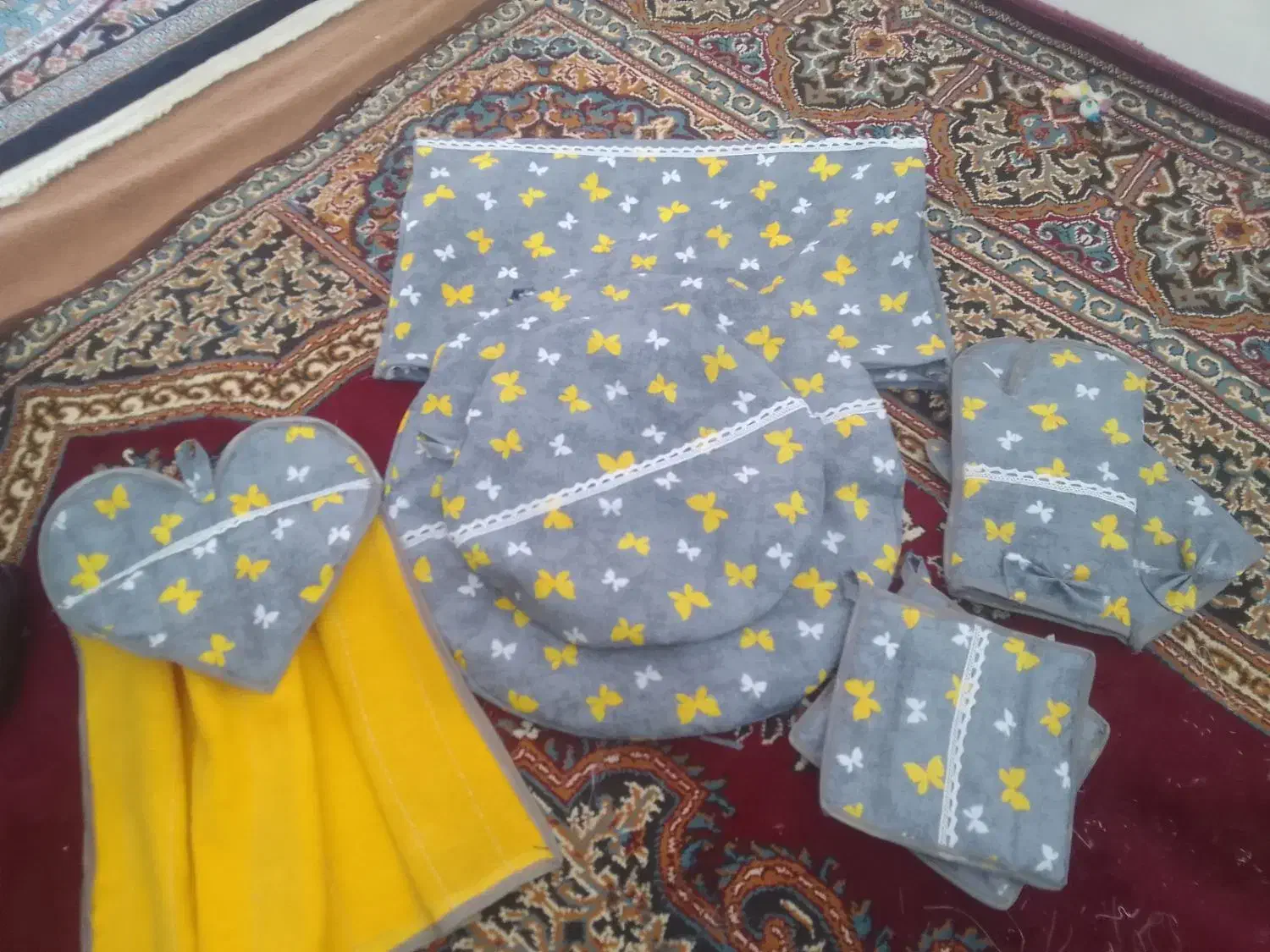 جای سیخی پارچه ای ولوازم آشپزخانه ودم کنی سرویس|سفره، حوله، دستمال آشپزخانه|بروجرد, |دیوار