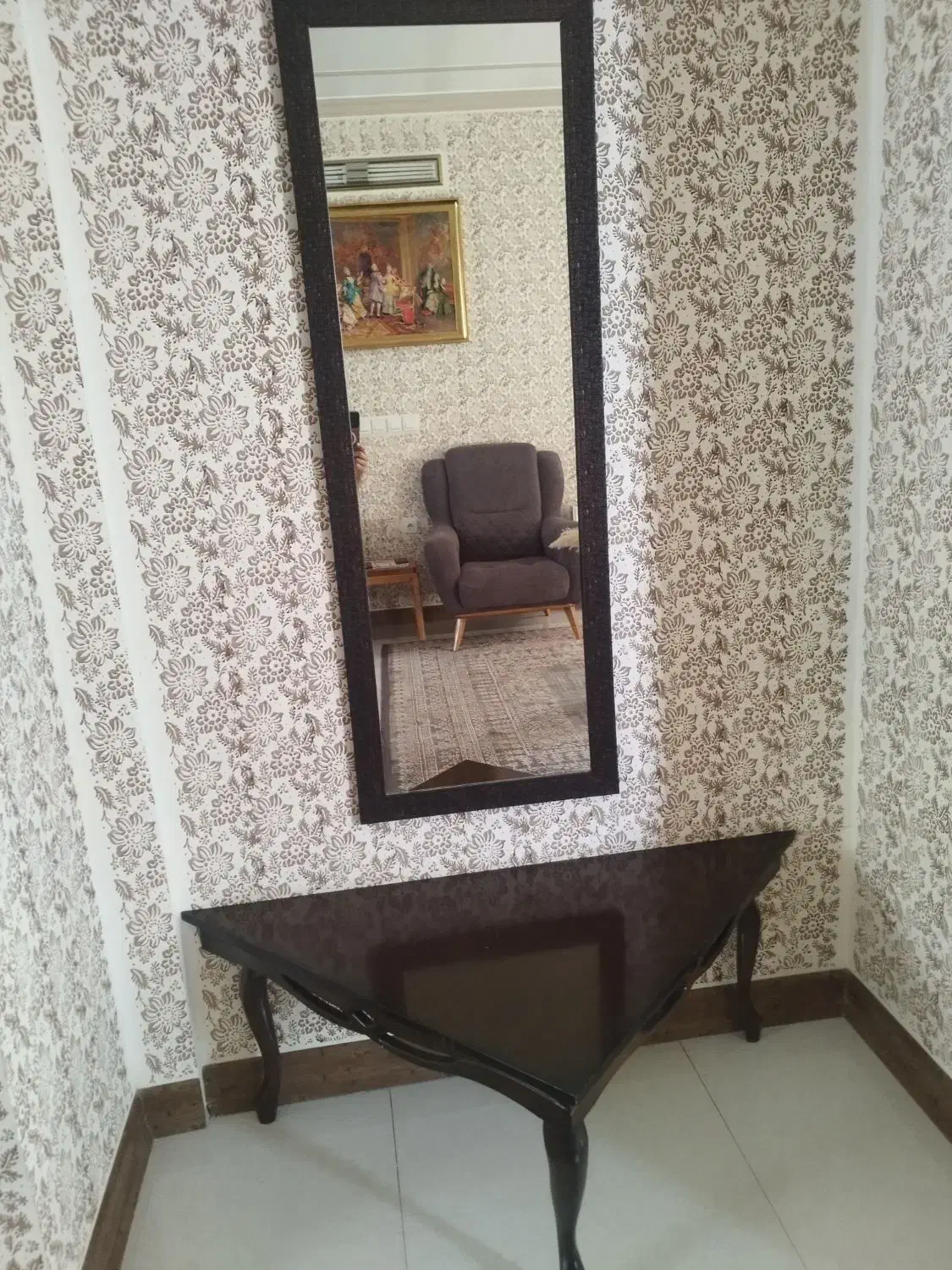 میز واینه|بوفه، ویترین، کنسول|یزد, |دیوار