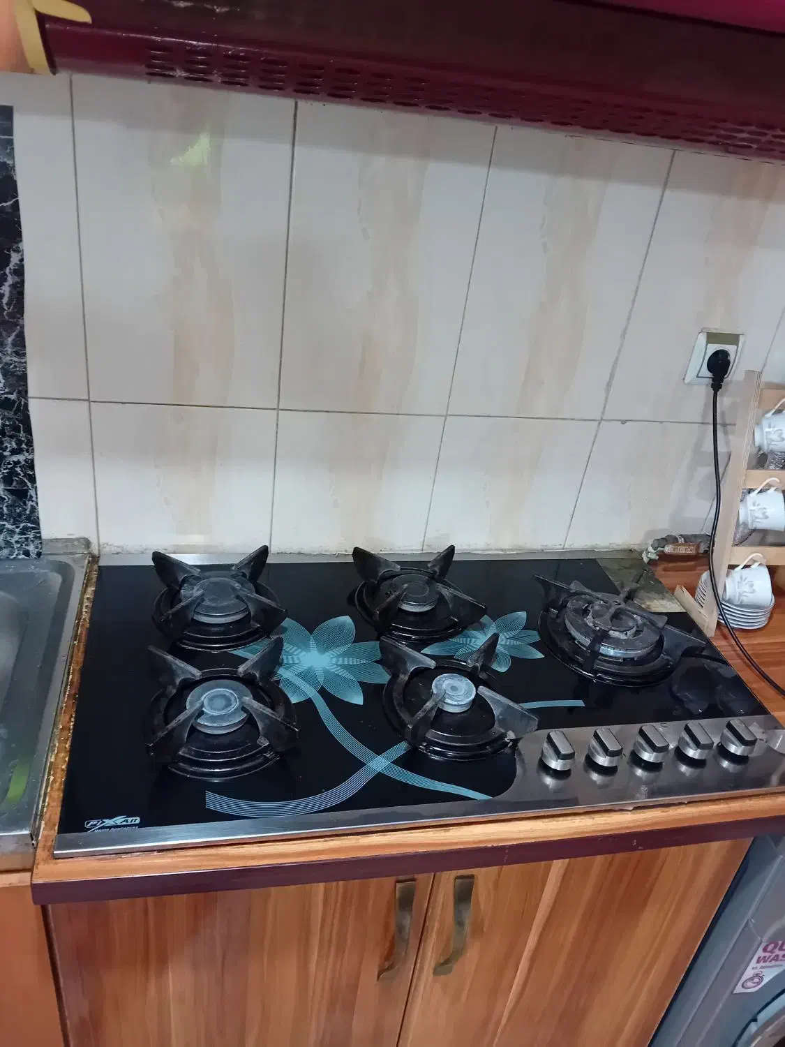 کابینت دسته دوم|آب‌چکان و نظم‌دهنده ظروف|فومن, |دیوار