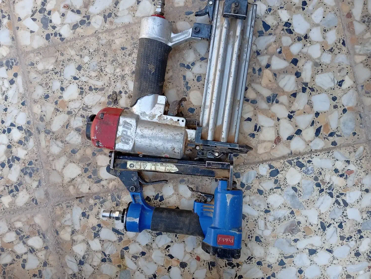 میخ کوب و منگنه کوب|ابزارآلات|کاشان, ولیعصر|دیوار