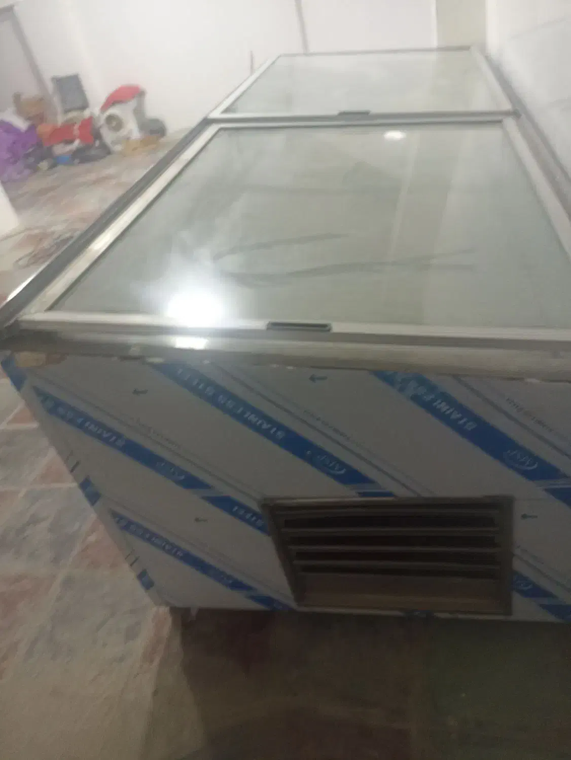 فریزر بزرگ|فروشگاه و مغازه|فارسان, |دیوار