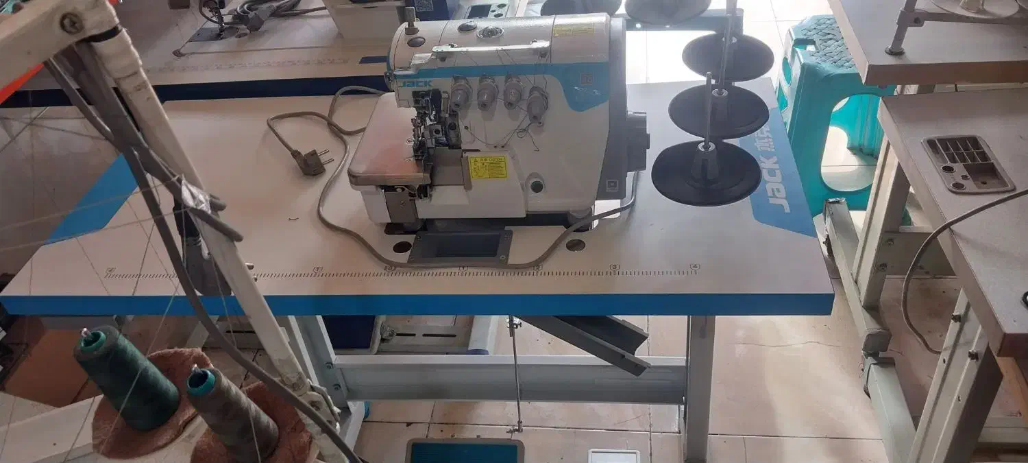 سردوز پنج نخ جک|چرخ خیاطی و ریسندگی|گرگان, |دیوار