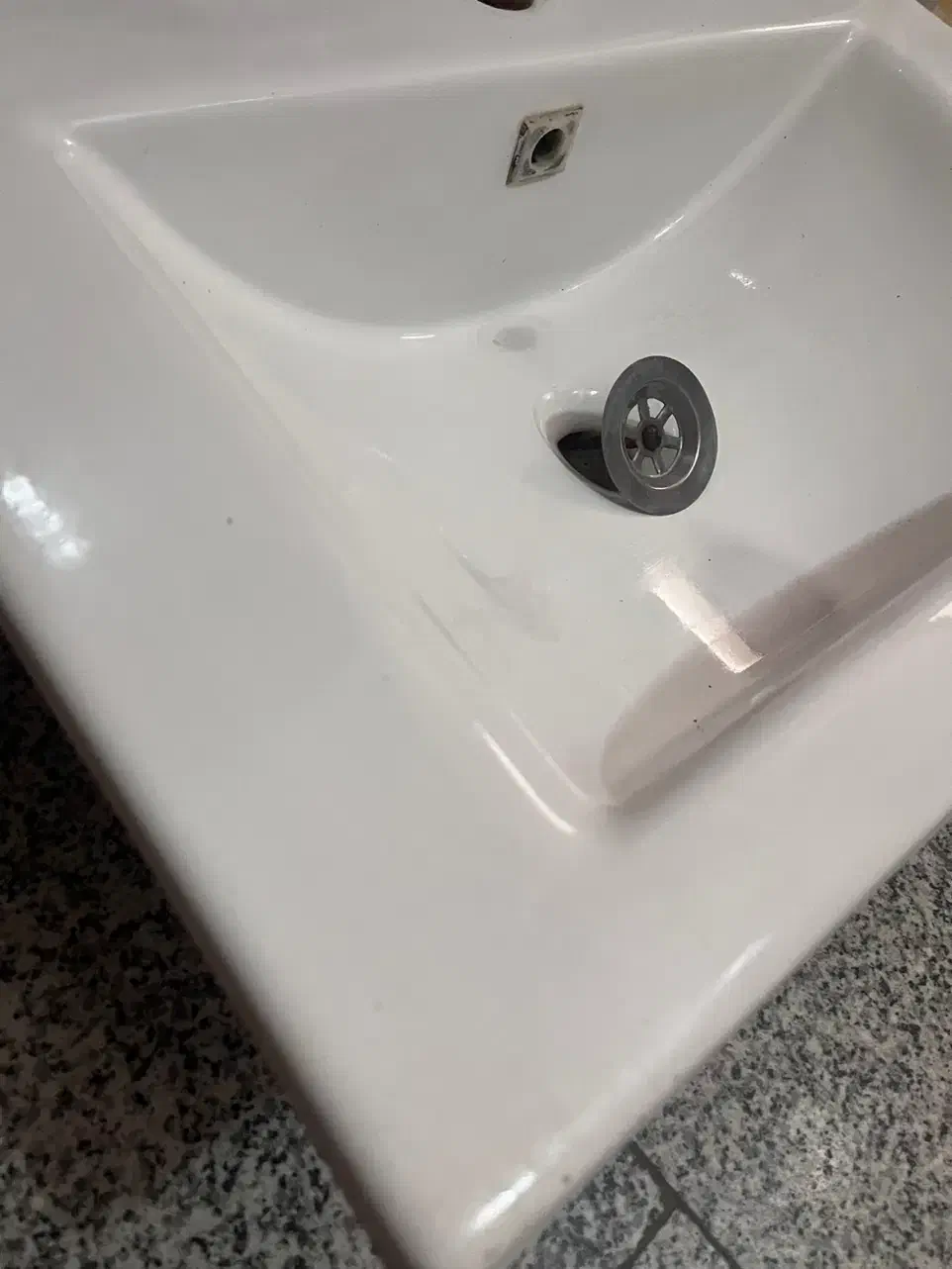 سنگ روشویی|لوازم سرویس بهداشتی|سمنان, |دیوار