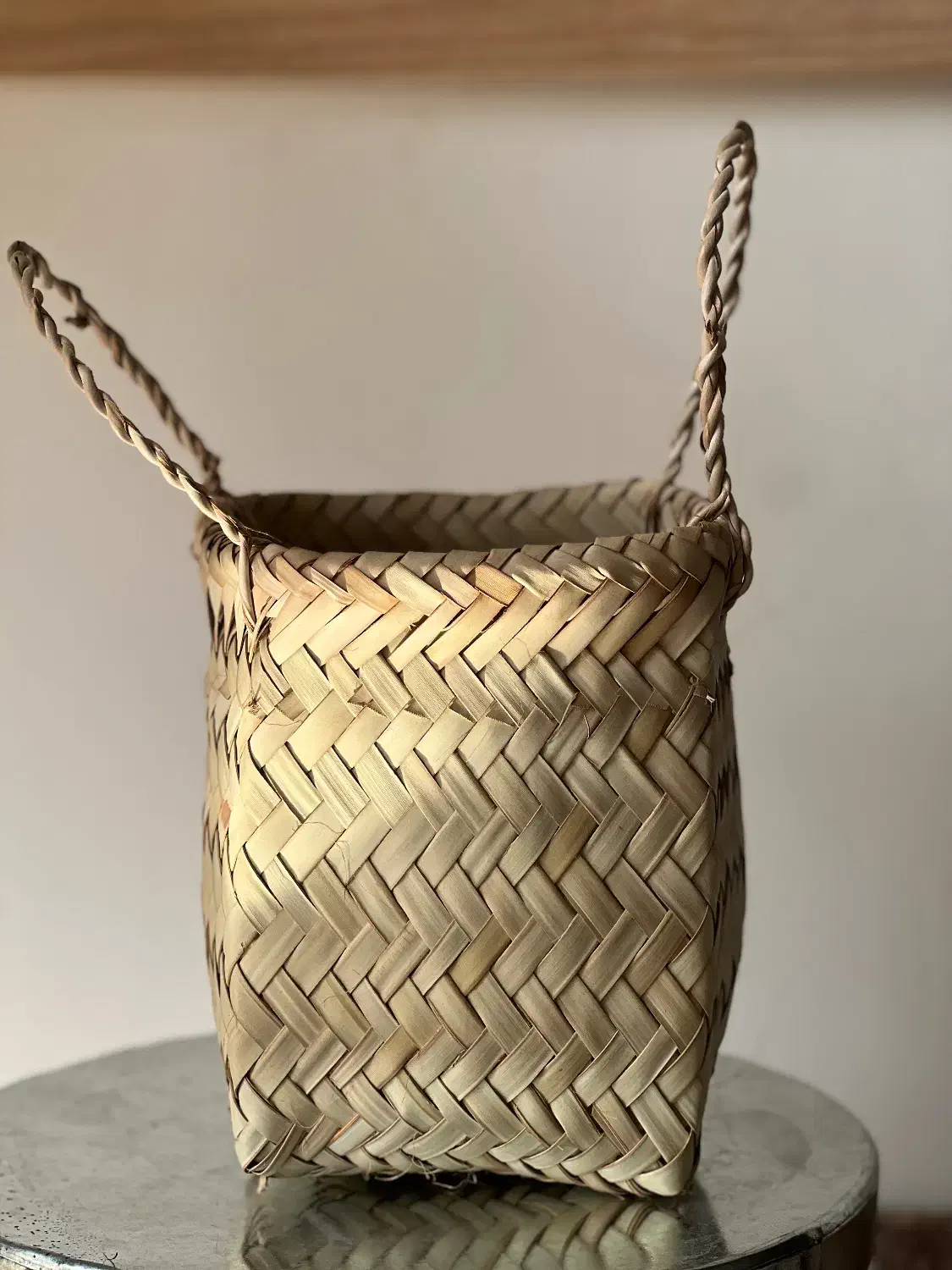 فروش سبد حصیری تک و کلی|صنایع دستی و سایر لوازم تزئینی|لاهیجان, شیشه گران|دیوار