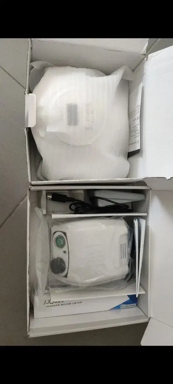 فروش لوازم لاین ناخن در حد نو|آرایشگاه و سالنهای زیبایی|نقده, |دیوار