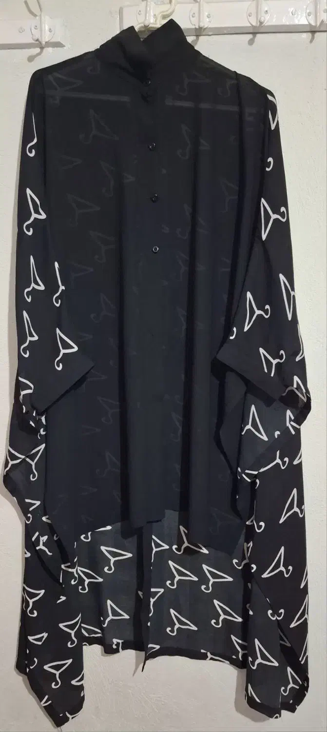 دوتا مانتو در حد نو|لباس|زرقان, |دیوار