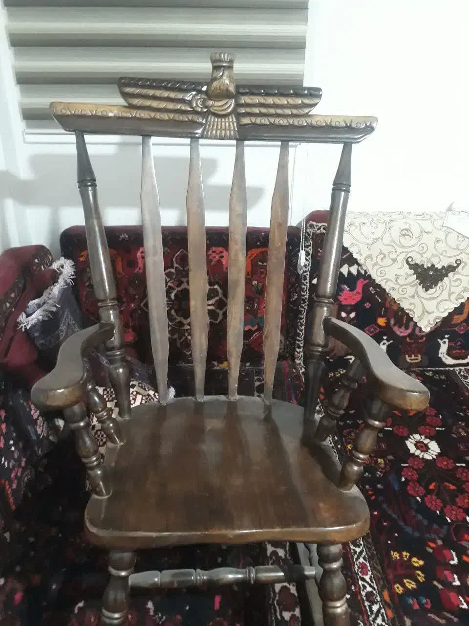 صندلی مادر بزرگ|صندلی و نیمکت|قم, نیروگاه|دیوار