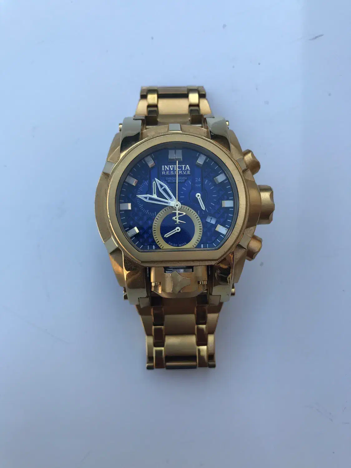 ساعت|ساعت|رشت, خبرنگار|دیوار