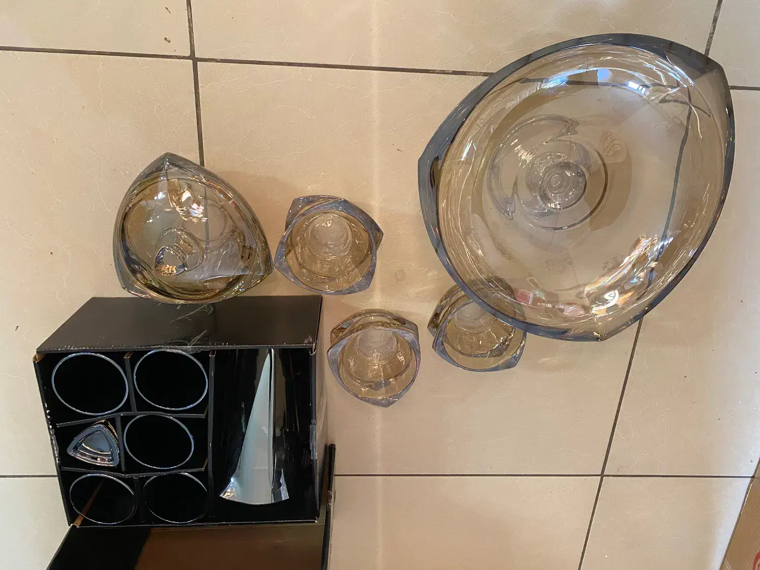 سرویس کریستال و قابلمه گرانیتی|ظروف سرو و پذیرایی|شیراز, کوی قضات|دیوار