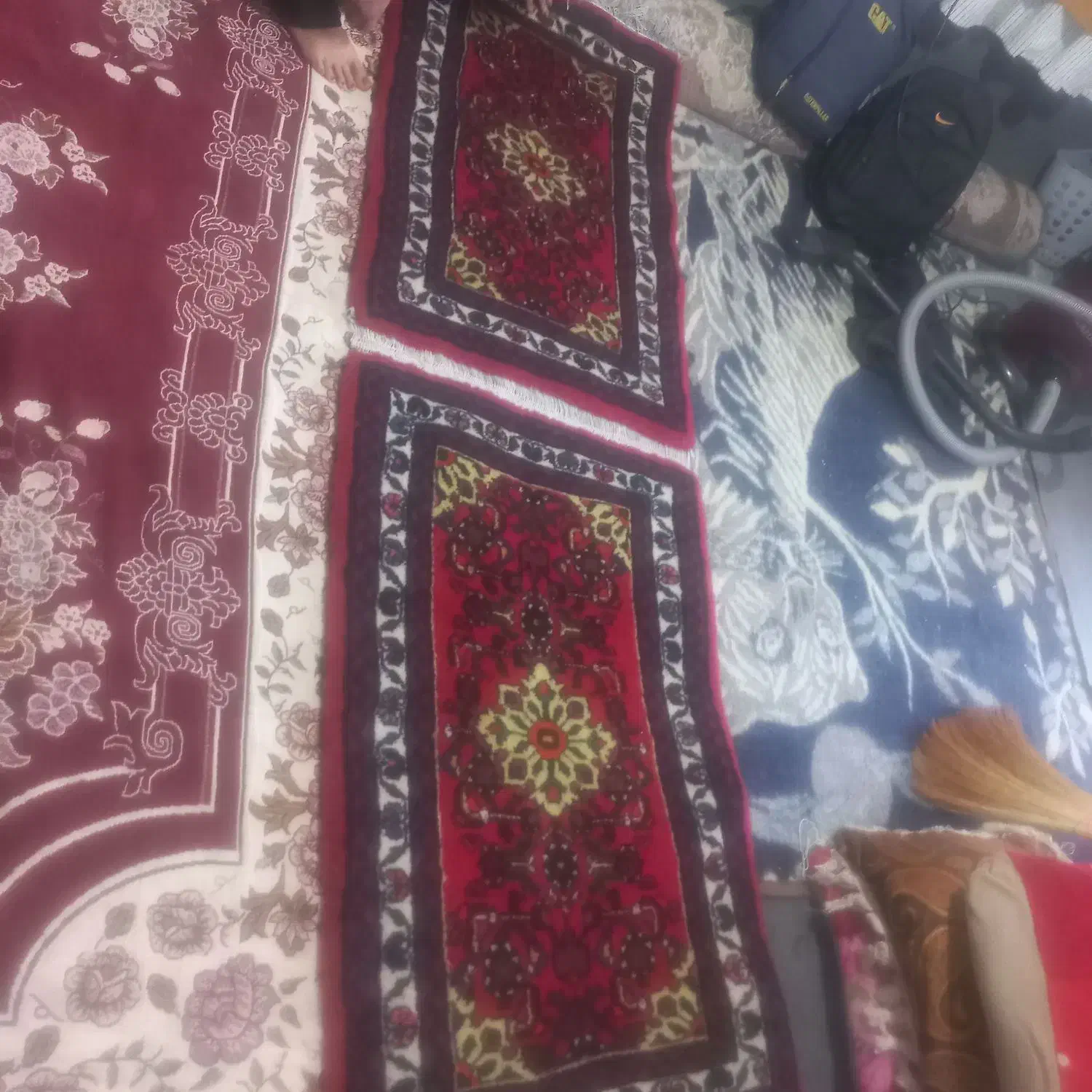 ۲ عدد پشتی|پشتی|ملایر, |دیوار