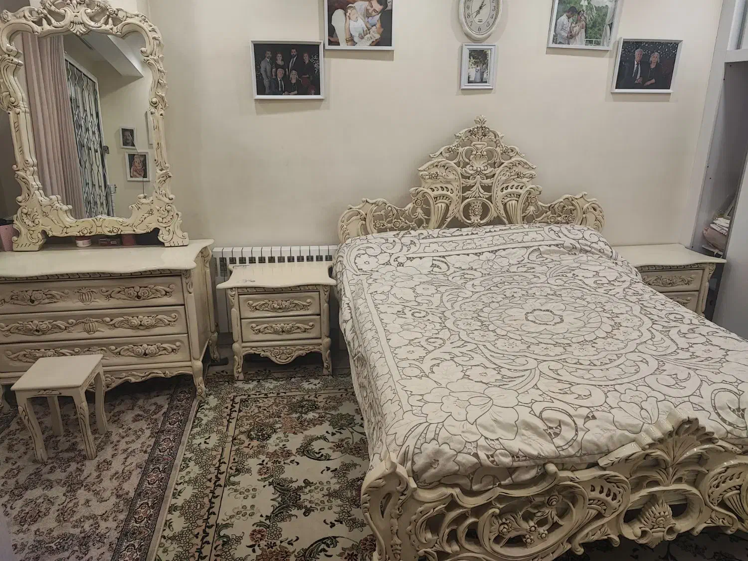 تخت خواب و کنسول|تخت و سرویس خواب|تهران, مرزداران|دیوار