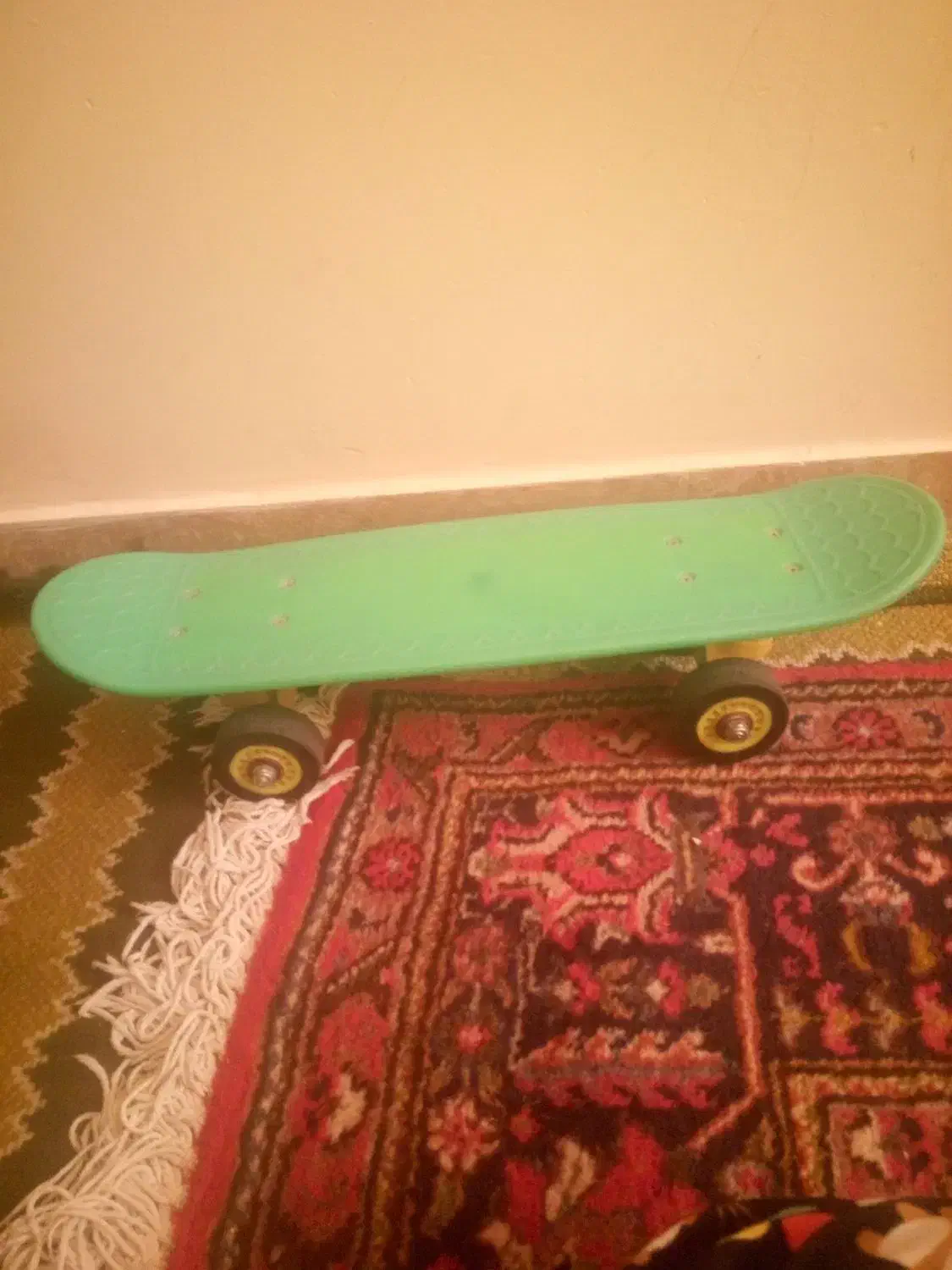 دوعدد اسکیت برویک عدداسکوتر|دوچرخه، اسکیت، اسکوتر|تبریز, |دیوار