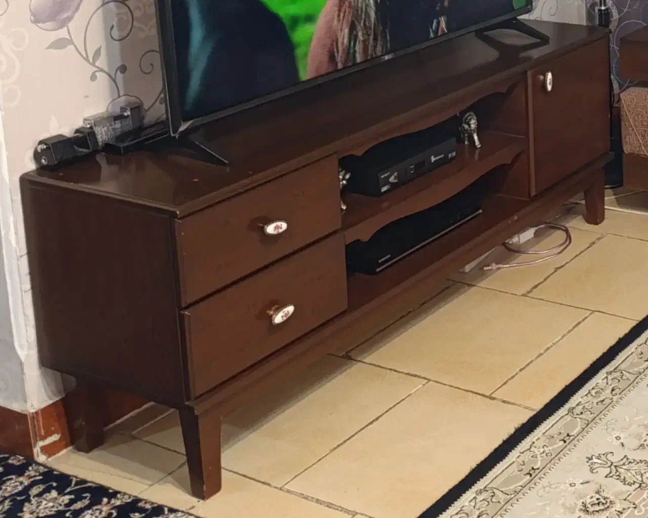 میز تلویزیون درحد نو|میز تلویزیون|شهریار, شهرک شاهد|دیوار