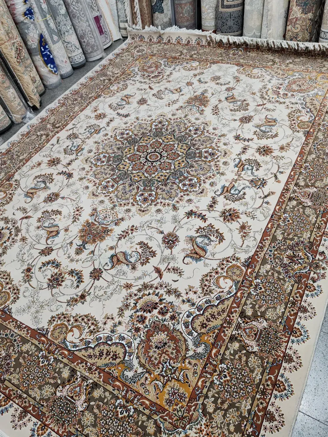 2تخته فرش 12متری 700شانه شاهکار  مشهد|فرش|قم, نیروگاه|دیوار