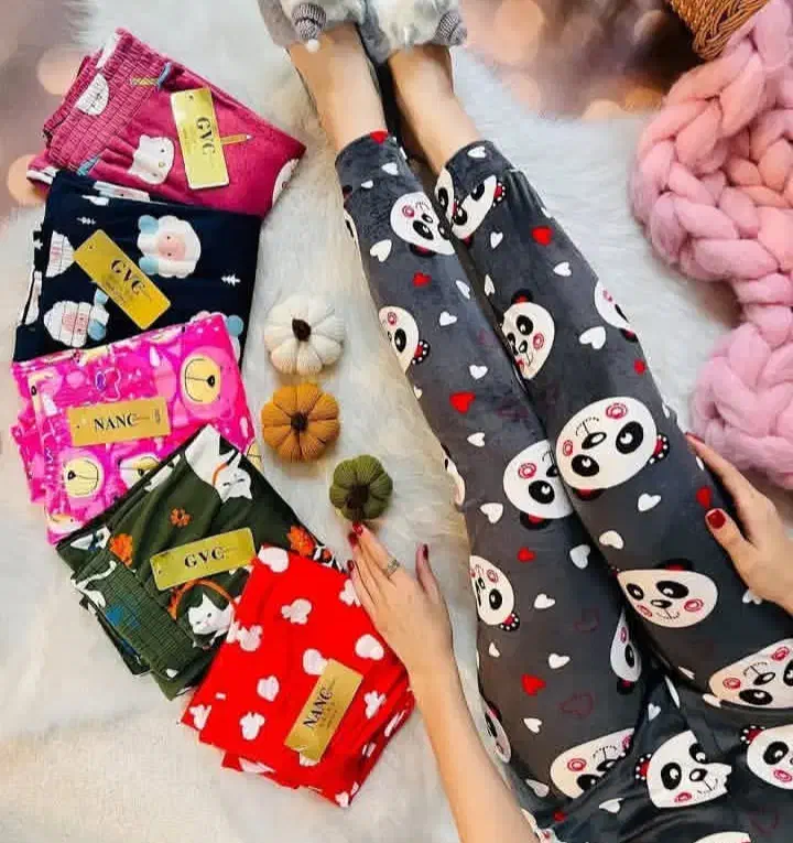 انواع شلوارمخمل زنانه تکی به قیمت عمده|کفش و لباس بچه|تبریز, |دیوار