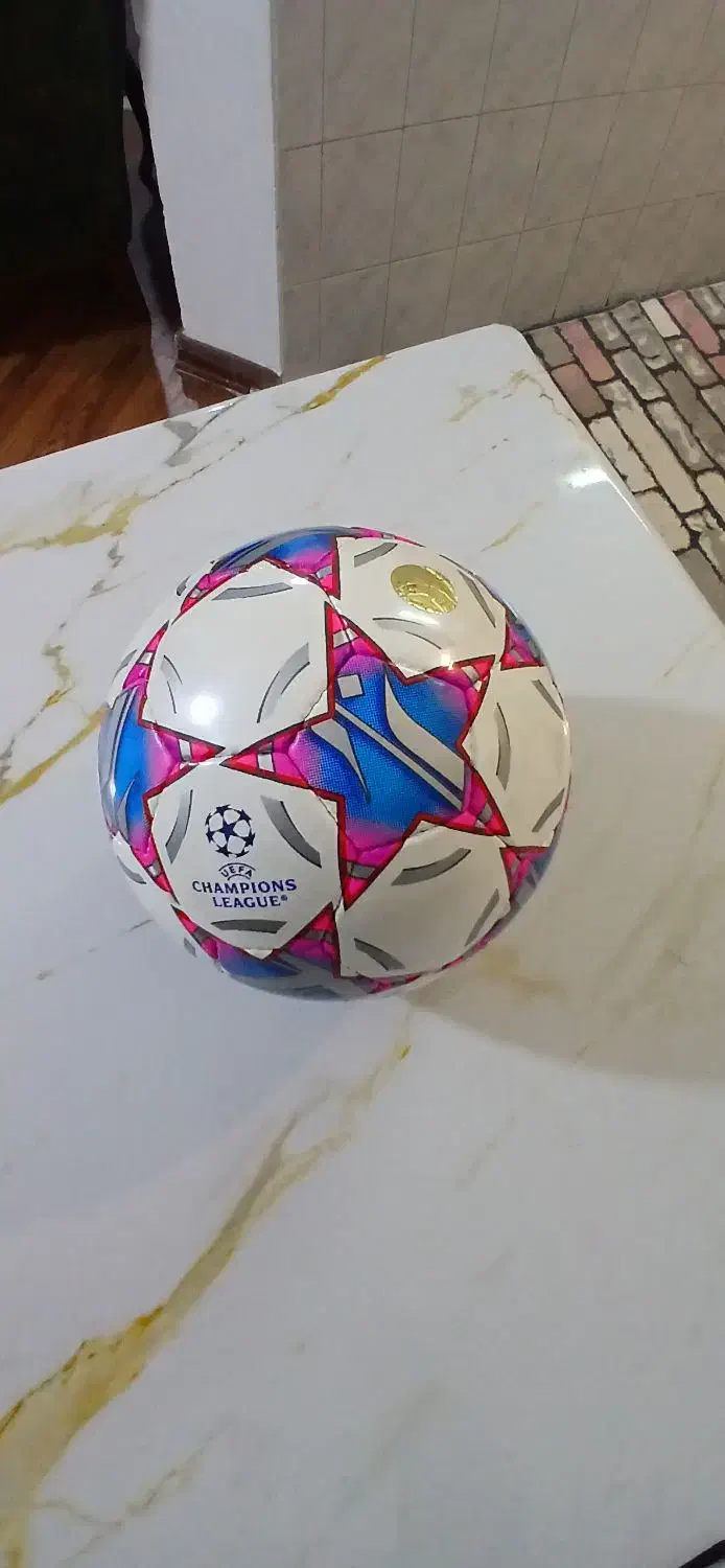 توپ سالنی مارک یوفا|ورزشهای توپی|مشهد, حجاب (شهرک غرب)|دیوار