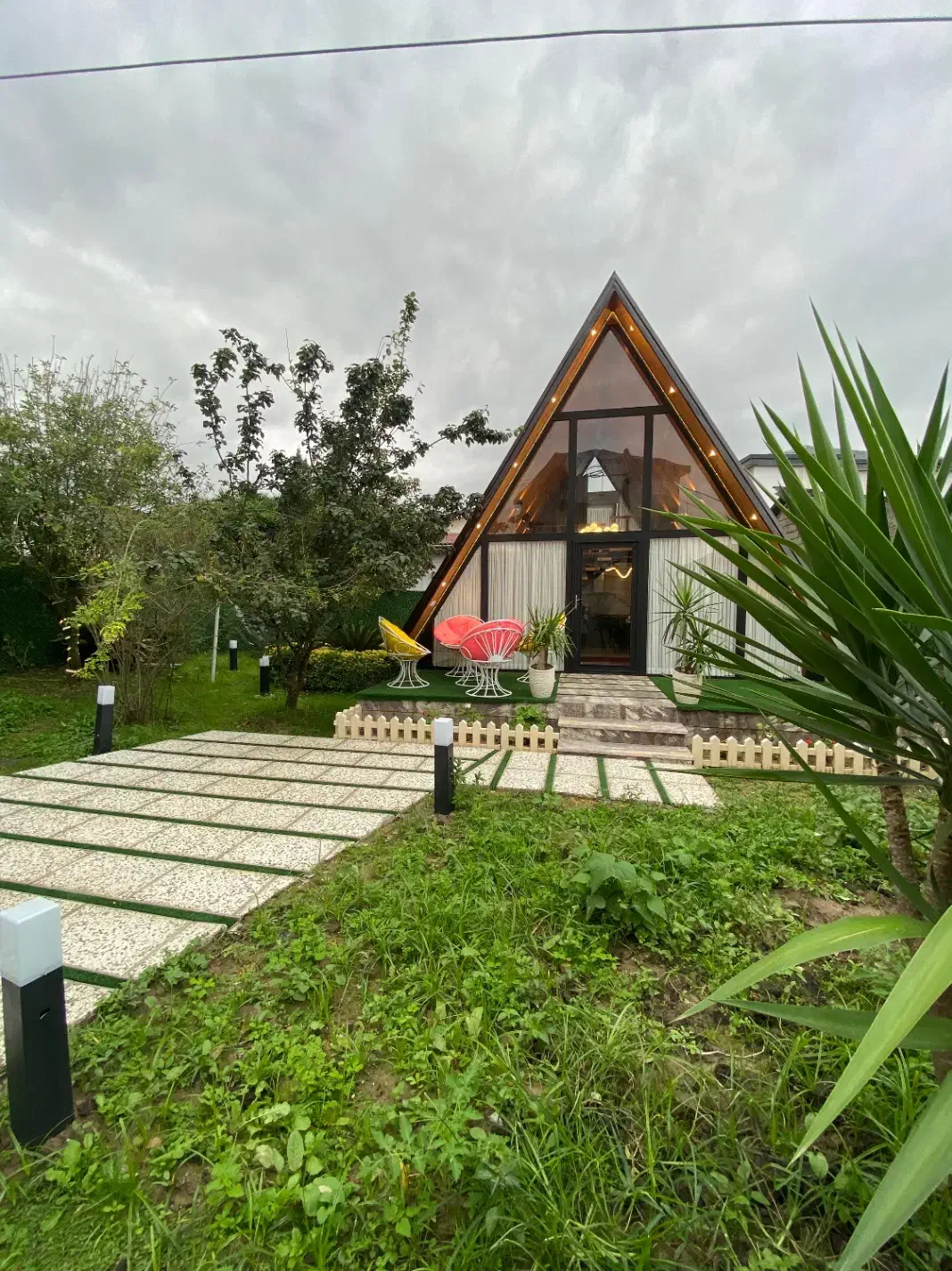 اجاره روزانه شبانه ویلا، کلبه سوییسی|اجارهٔ کوتاهمدت ویلا و باغ|رویان, |دیوار