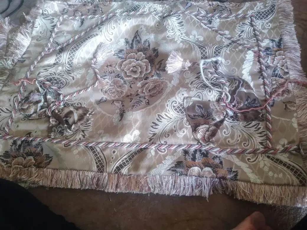 پشتی|پشتی|کازرون, |دیوار