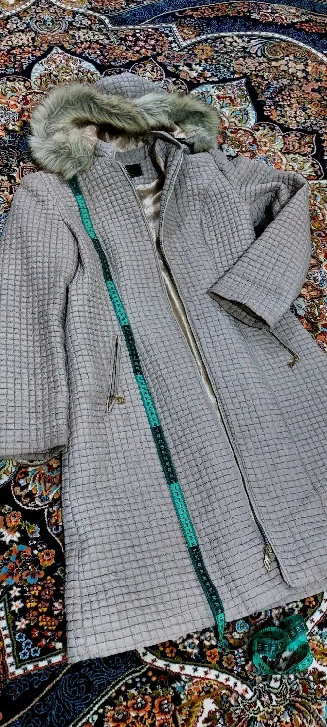 کاپشن|لباس|قدس, شهرقدس|دیوار