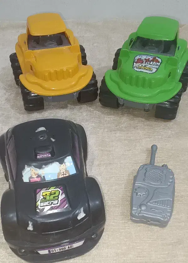 ۳ تا ماشین و بیسیم|اسباب‌‌بازی|مسجد سلیمان, |دیوار