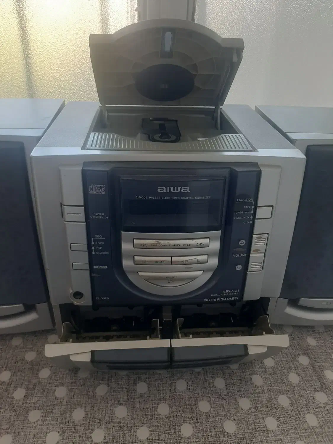 ضبط آیوا ( نوستالژی)|سیستم صوتی خانگی|محمدیه-قزوین, |دیوار