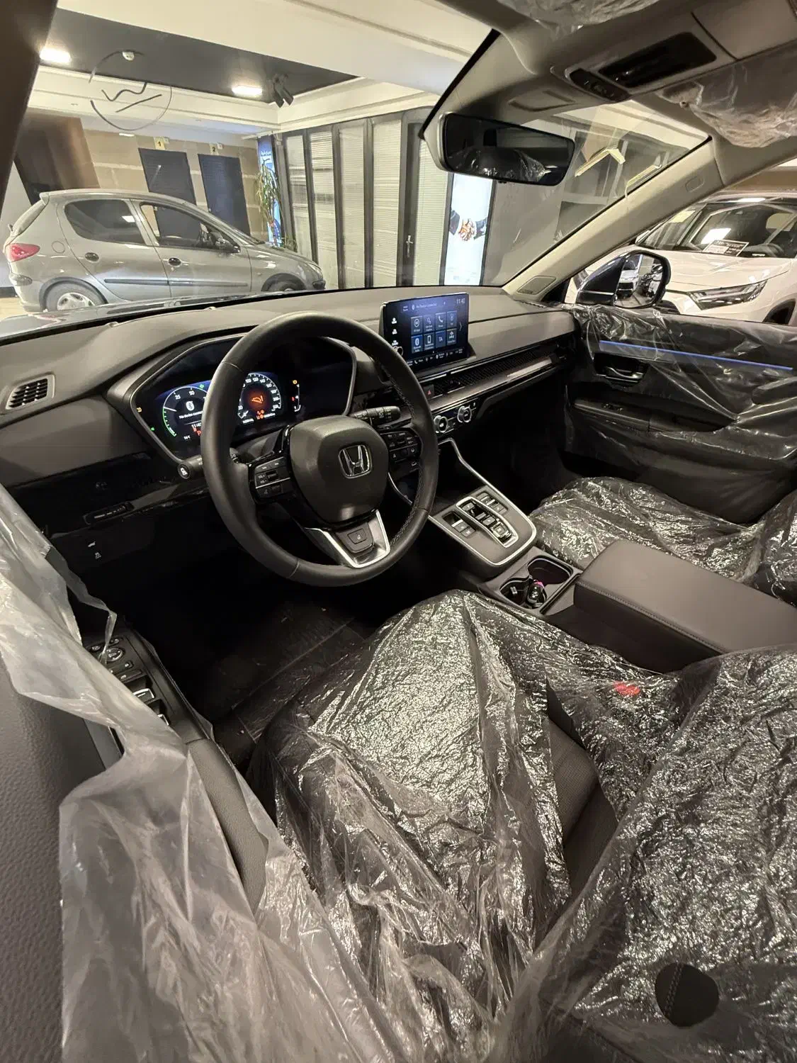 CRV هیبرید|خودرو سواری و وانت|تهران, دریا|دیوار