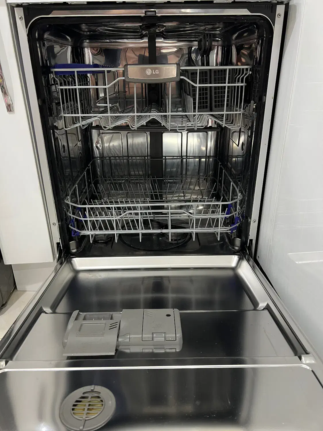 ماشین ظرفشویی LG اصل کره|ماشین ظرفشویی|بندرعباس, |دیوار