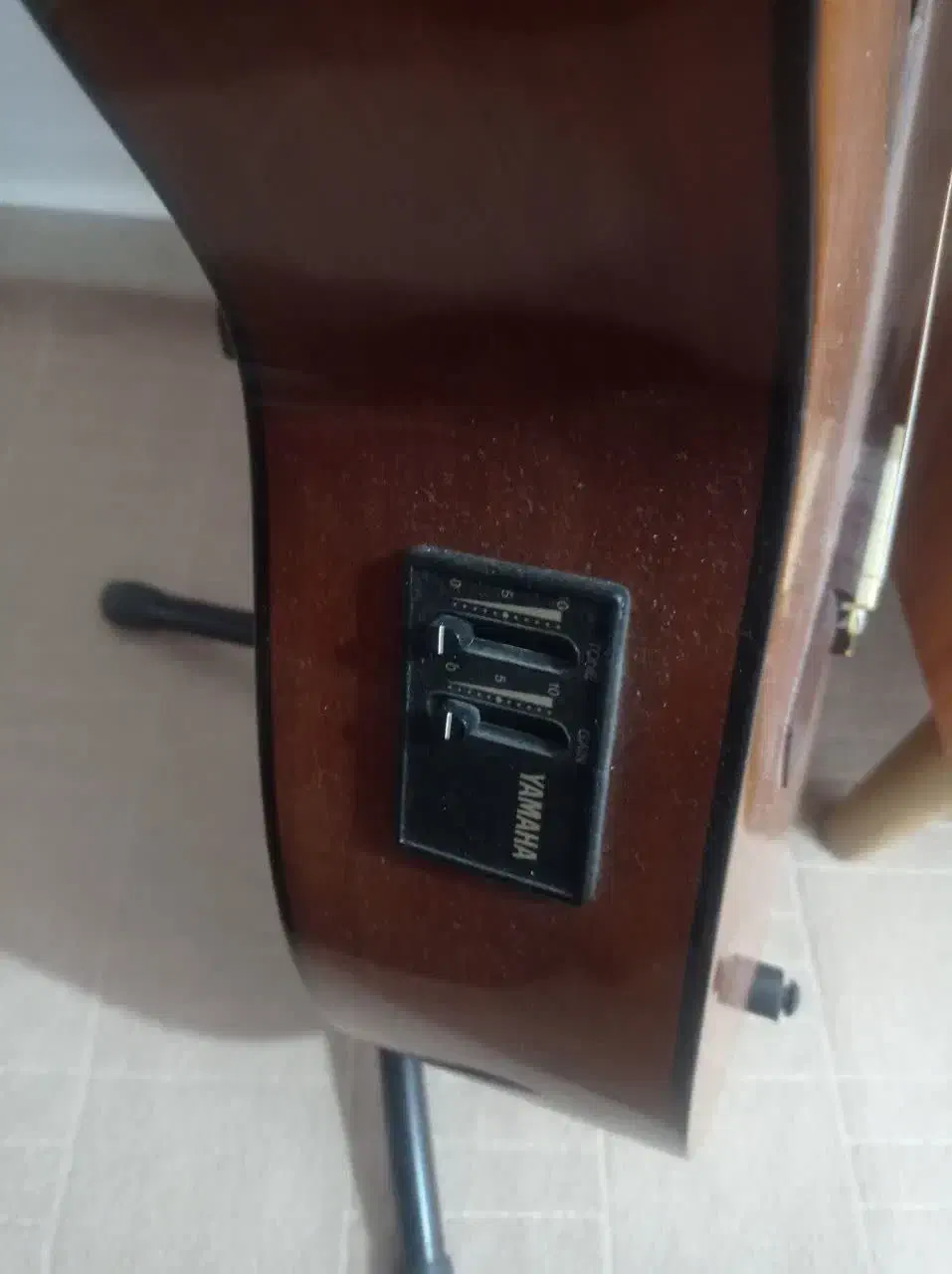 گیتار یاماها cx40|گیتار، بیس، امپلیفایر|خرم‌آباد, |دیوار