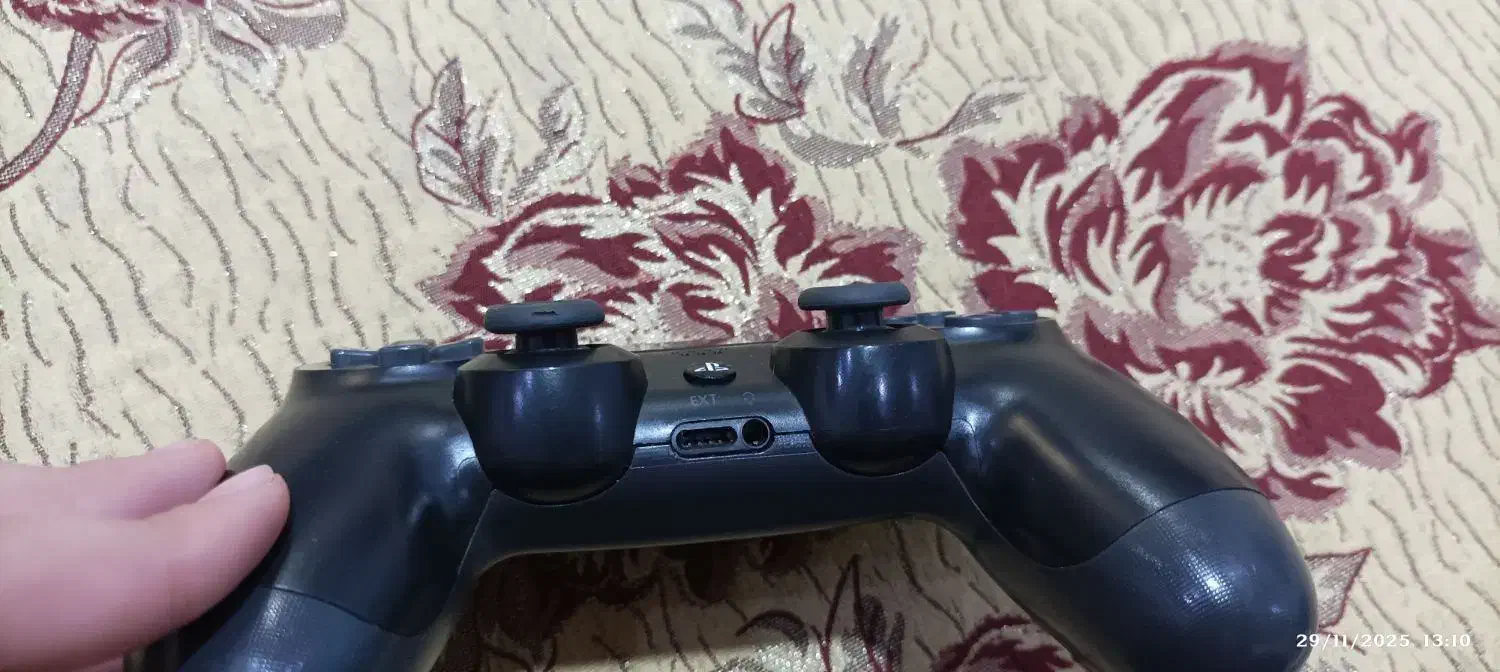 دسته ps4 نو|کنسول، بازی ویدئویی و آنلاین|رشت, دروازه لاکان|دیوار